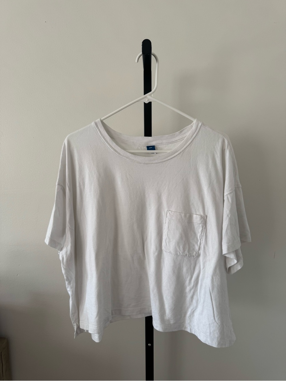 Old Navy White Crewneck Tee